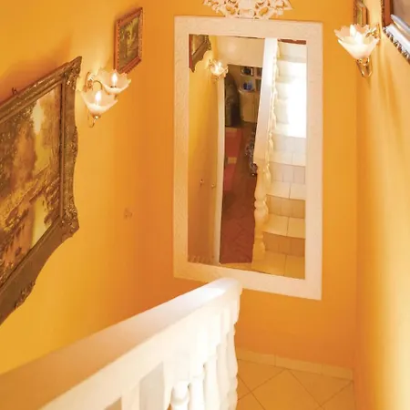 Five Bedroom Holiday In * Balatonföldvár
