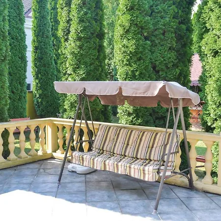 Five Bedroom Holiday In Ferienhaus